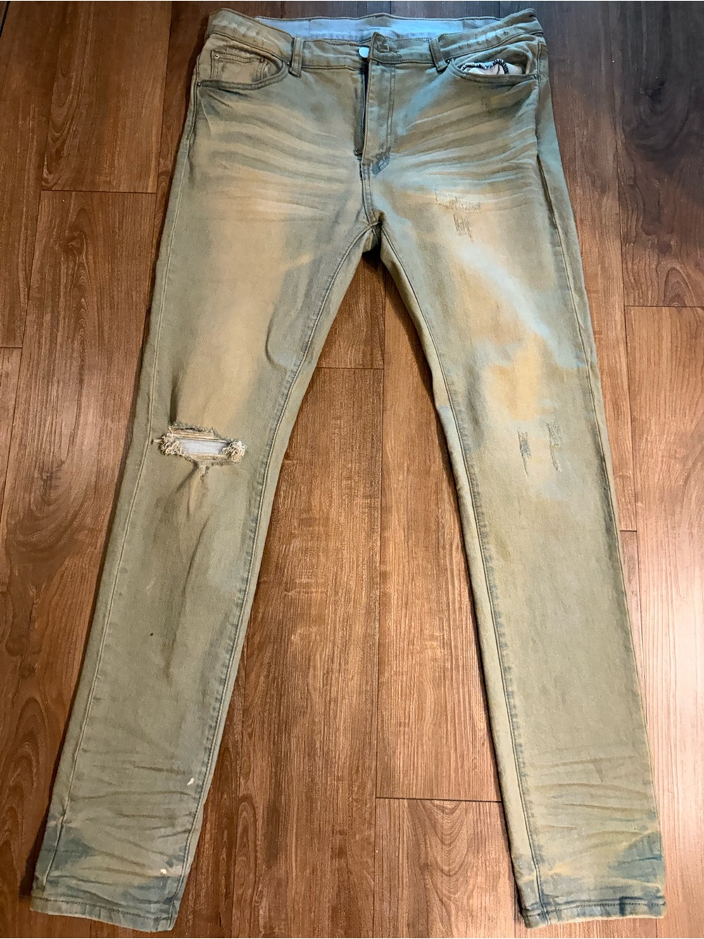 MNML Men's Skinny Jeans in Light Olive Green with Distressed Knee